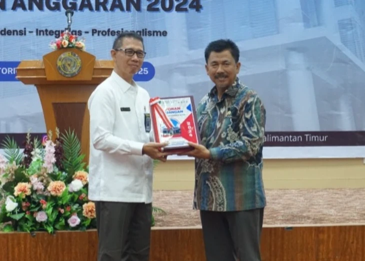 Sekda Kukar Serahkan LKPD 2024, Optimis Raih WTP dari BPK